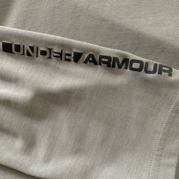 Under Armour hoodie - Picture 3 of 3